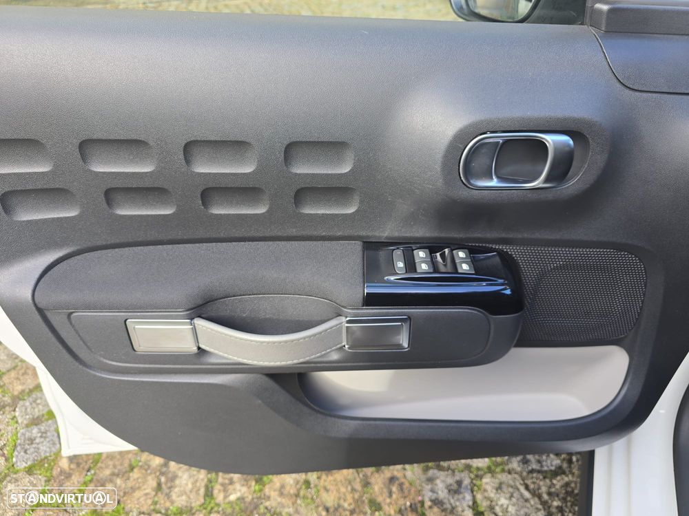 Citroën C3 Pure Tech S&S Shine - 18