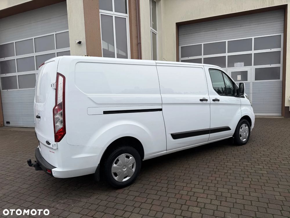 Ford Custom L2H1 - 5