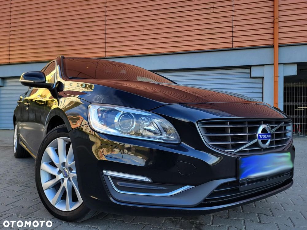 Volvo V60 D4 Momentum - 2