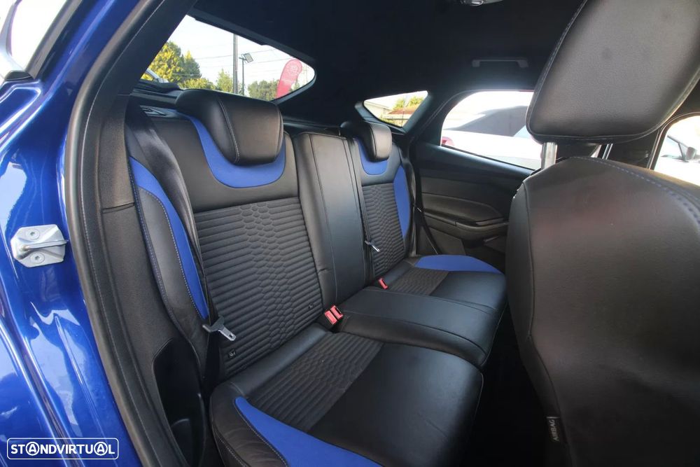 Ford Focus - 18
