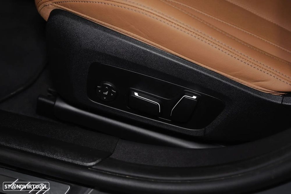 BMW 330 e xDrive Aut. M Sport - 29