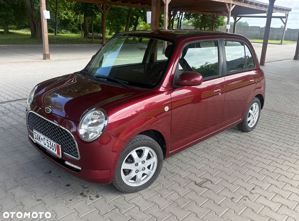 Daihatsu Trevis - 2