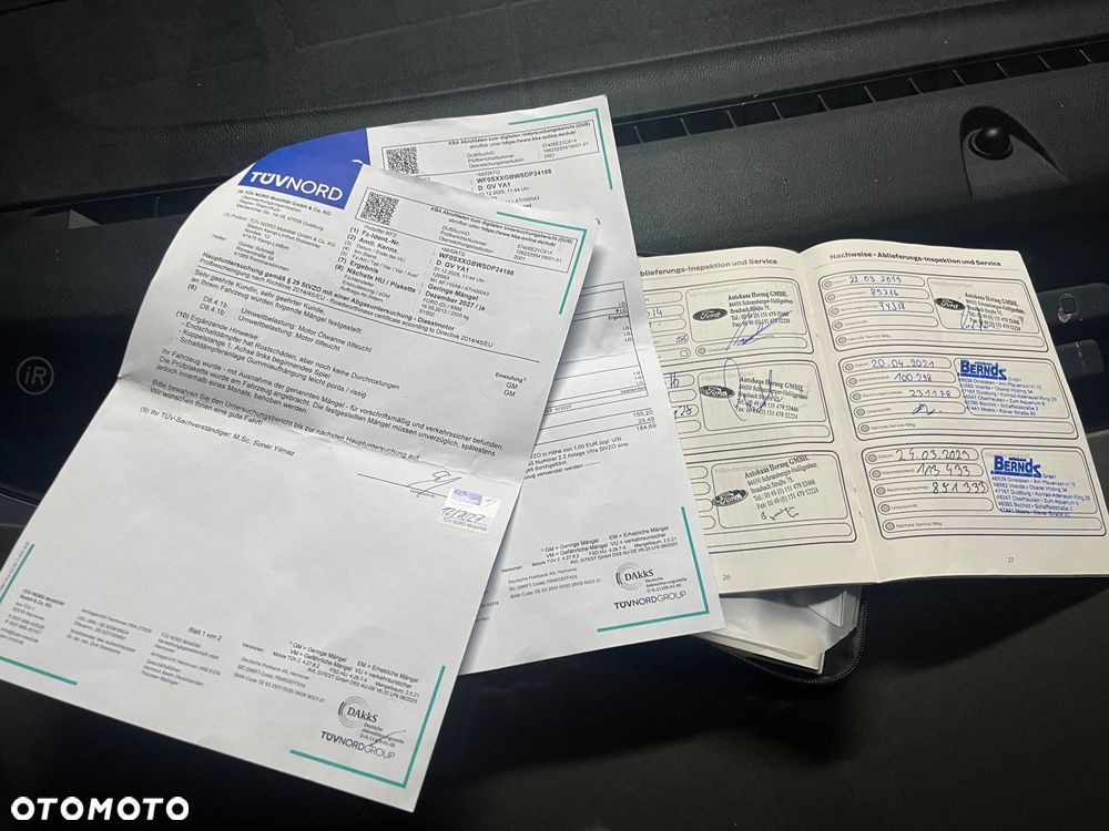 Ford S-Max - 17