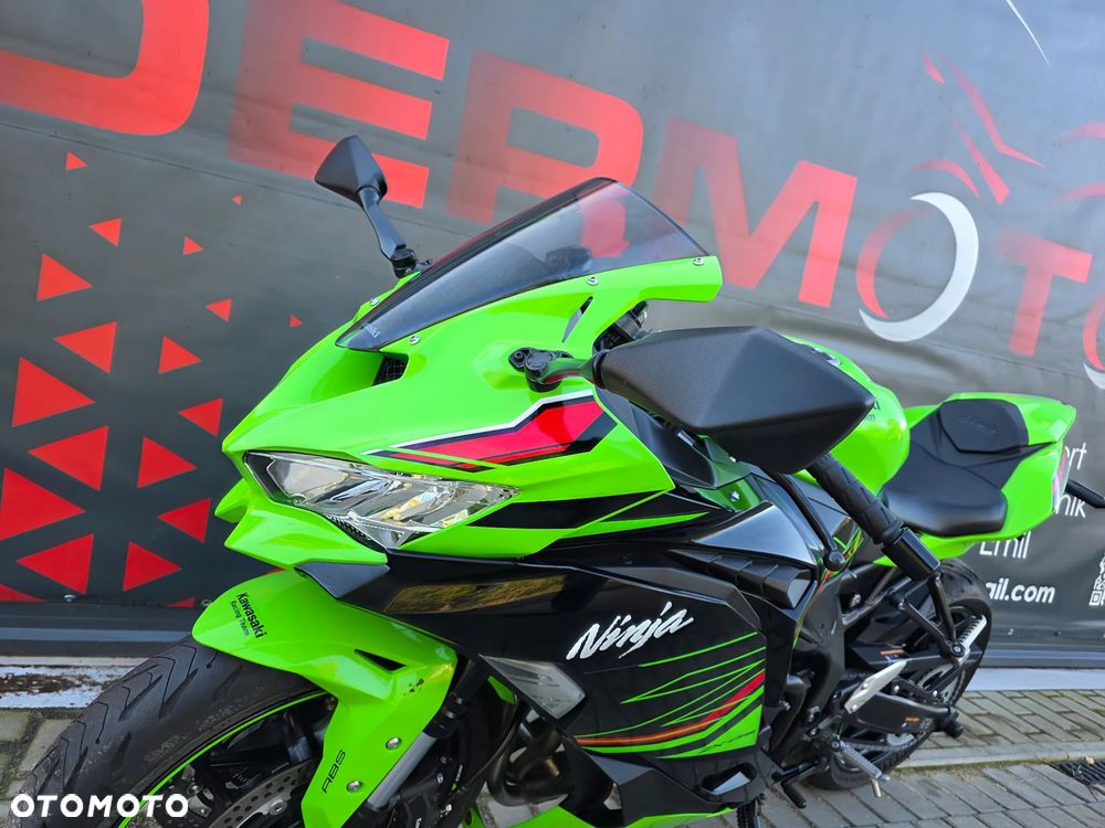 Kawasaki Ninja 400 - 13