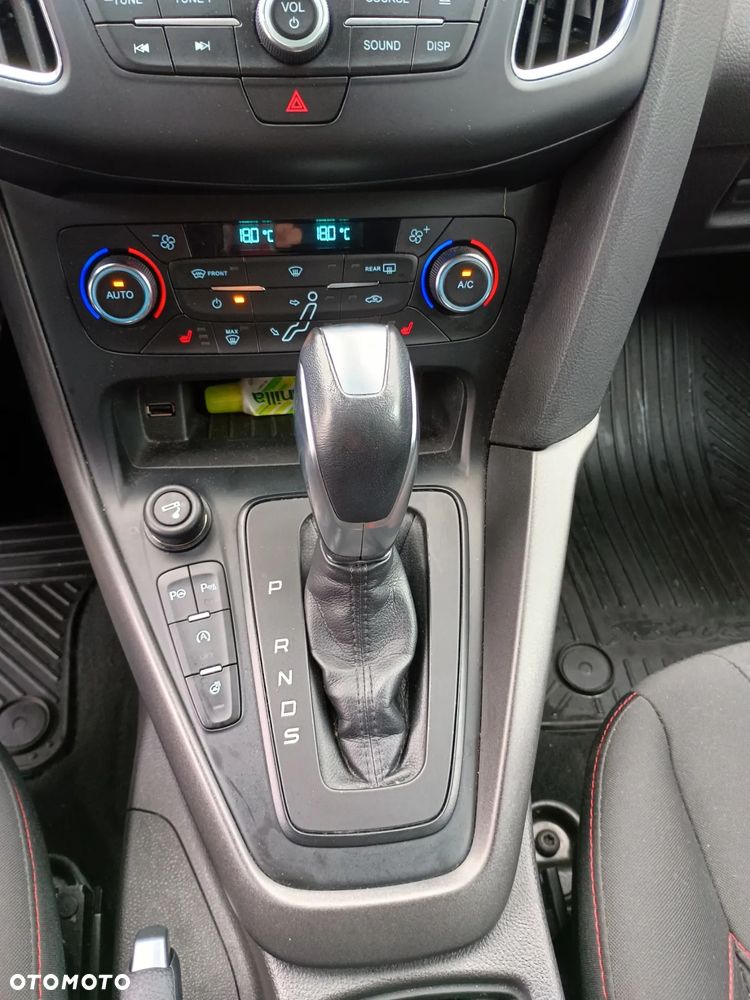 Ford Focus 1.0 EcoBoost ST-Line ASS PowerShift - 26
