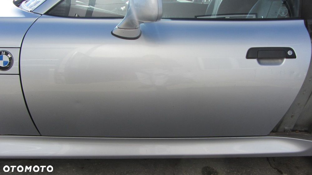 BMW Z3 E36 DRZWI LEWE PRZEDNIE SREBRNE ORYGINAŁ 354 TITAN SILBER 0307023 - 1