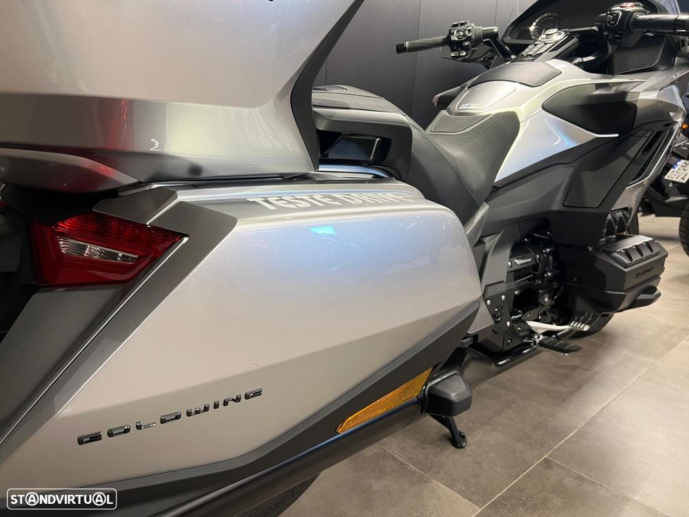 Honda Goldwing 1800 TOUR DCT - 3