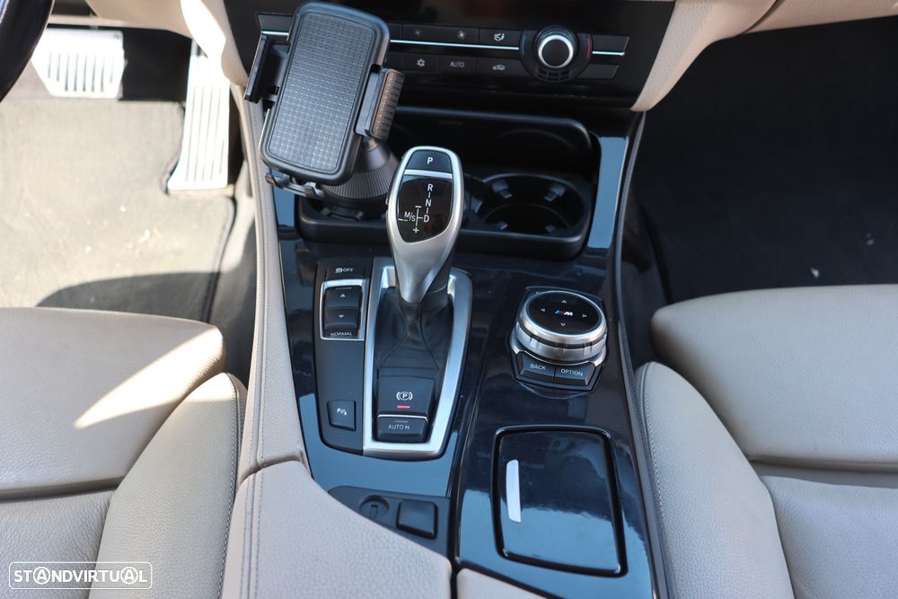 BMW 525 d Auto - 16