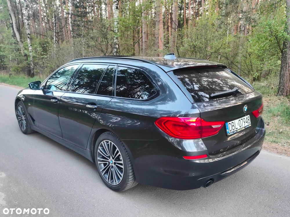 BMW Seria 5 520d Sport Line - 5