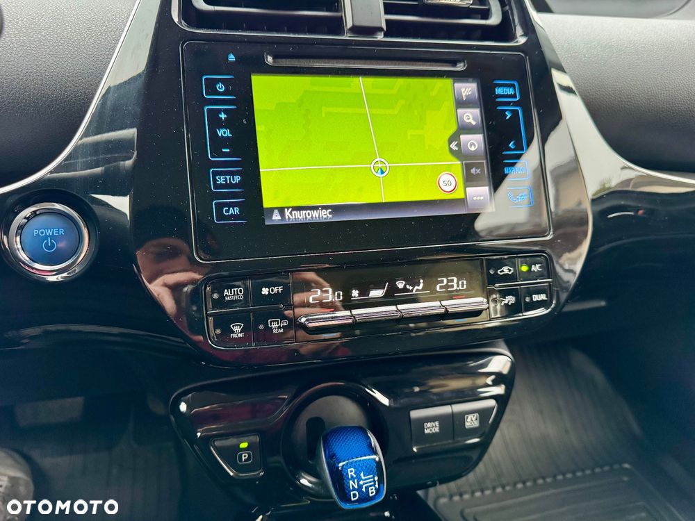 Toyota Prius Hybrid Comfort - 22