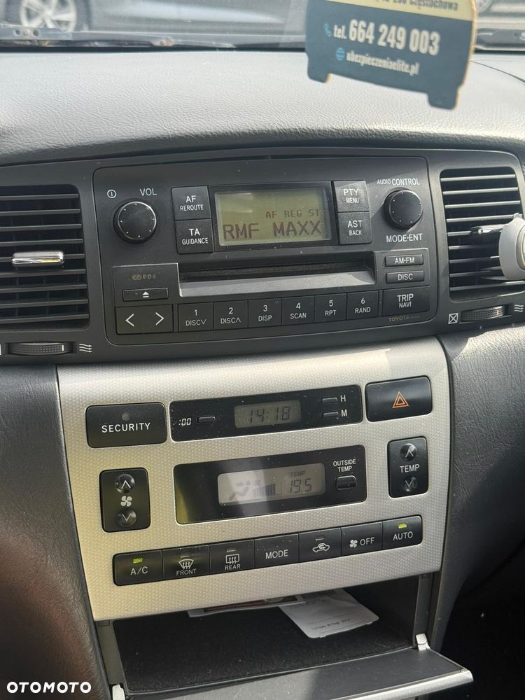 Toyota Corolla - 7