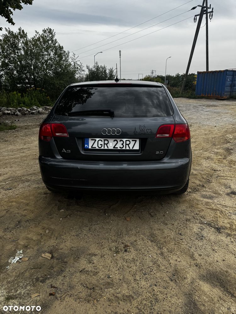 Audi A3 Sportback 2.0 FSI Ambiente Tiptr - 4