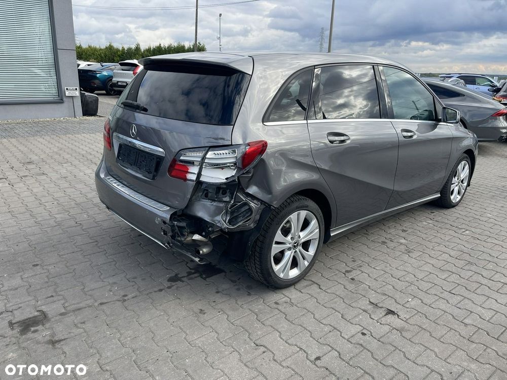 Mercedes-Benz B-Class 2017 photo 4