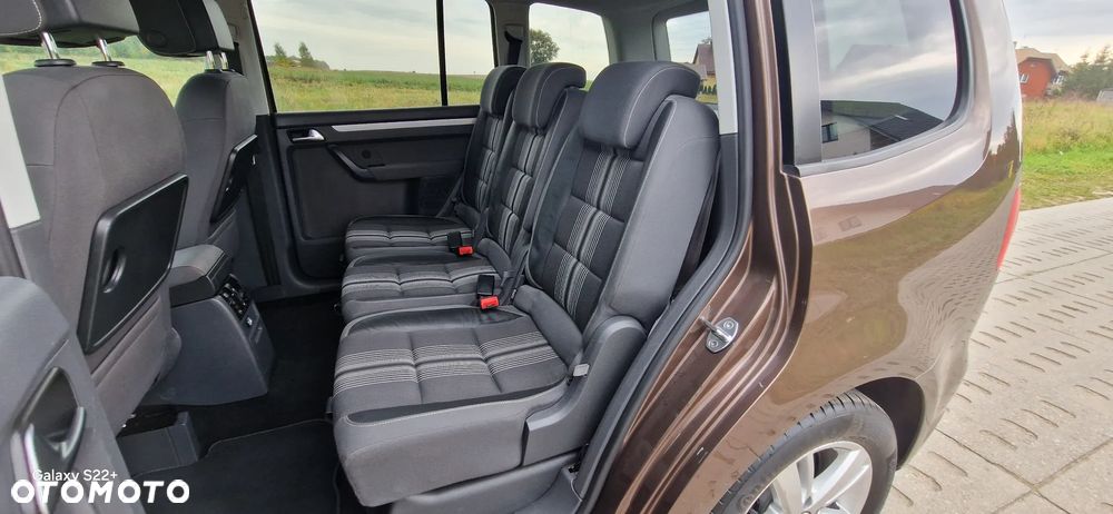 Volkswagen Touran 2.0 TDI DPF BlueMotion Technology DSG MATCH - 24