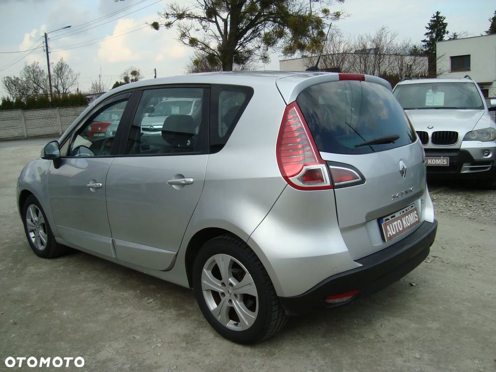 Renault Scenic - 8