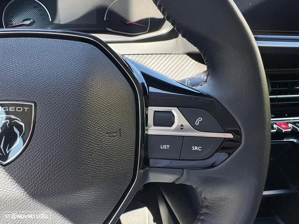 Peugeot 208 1.2 PureTech Active Pack - 36