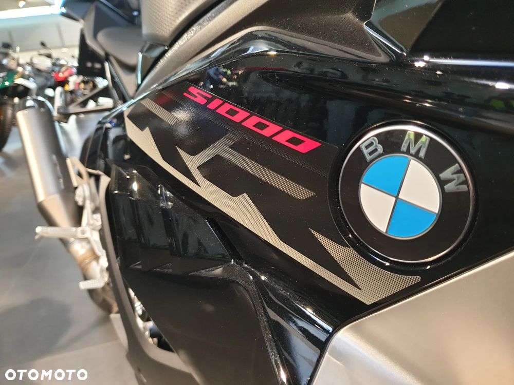 BMW S - 15