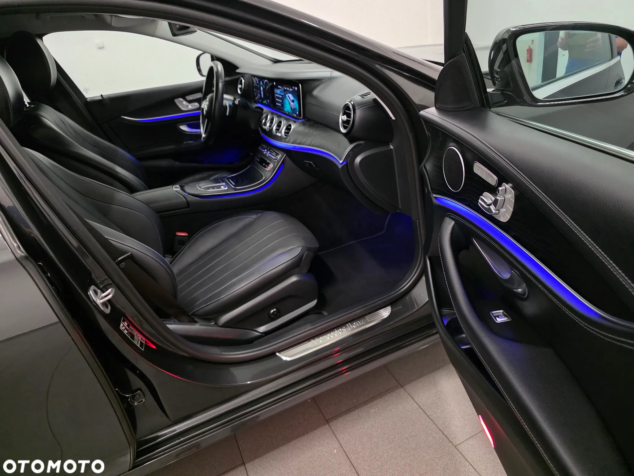 Mercedes-Benz Klasa E 300 de 9G-TRONIC Exclusive - 33