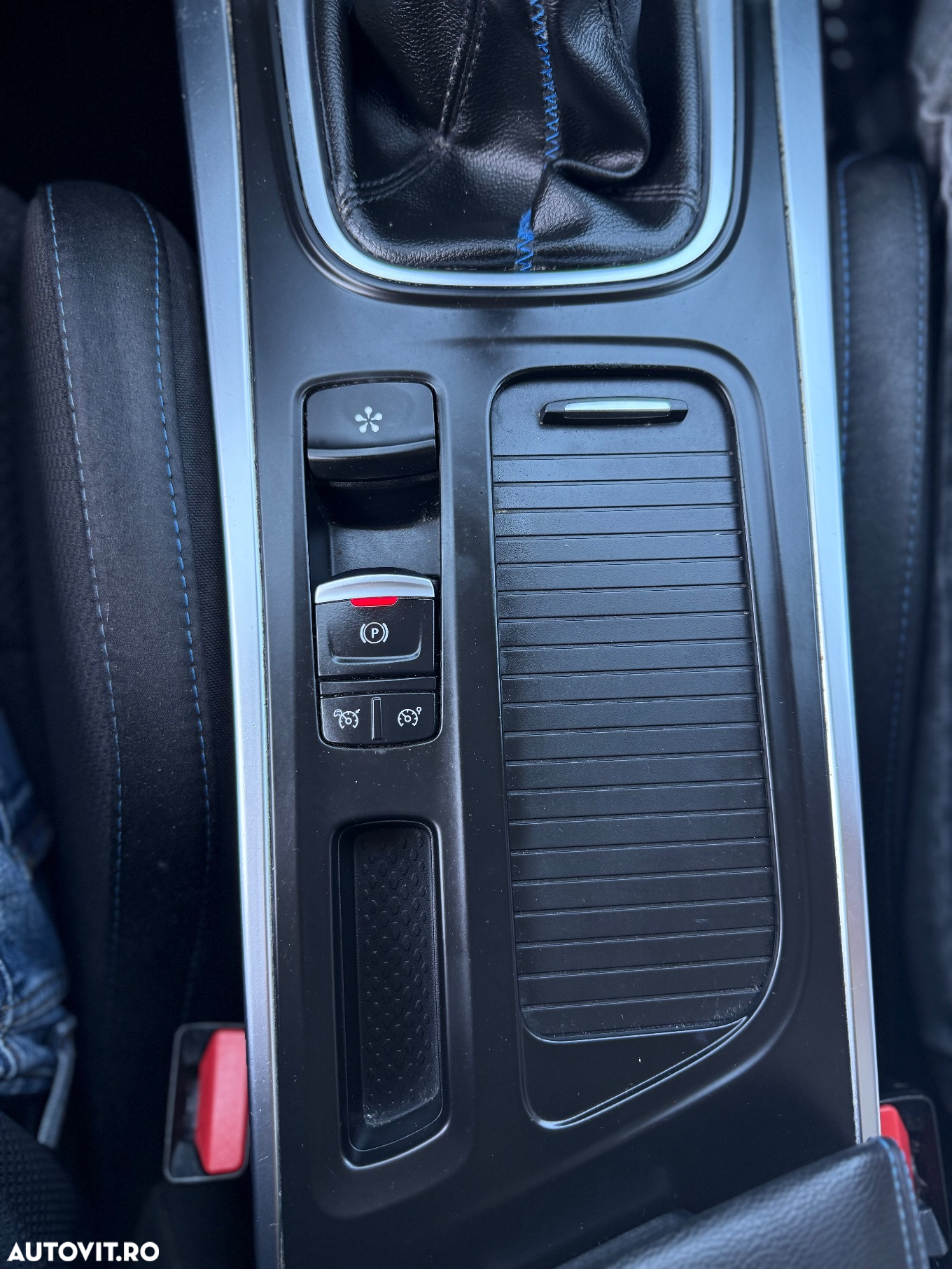 Renault Megane ENERGY dCi 110 GT LINE - 17