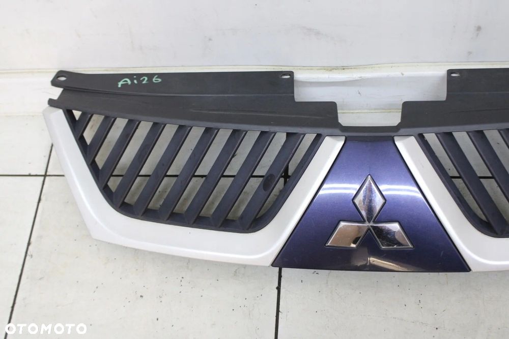 MITSUBISHI OUTLANDER II 06R- GRILL ATRAPA - 3