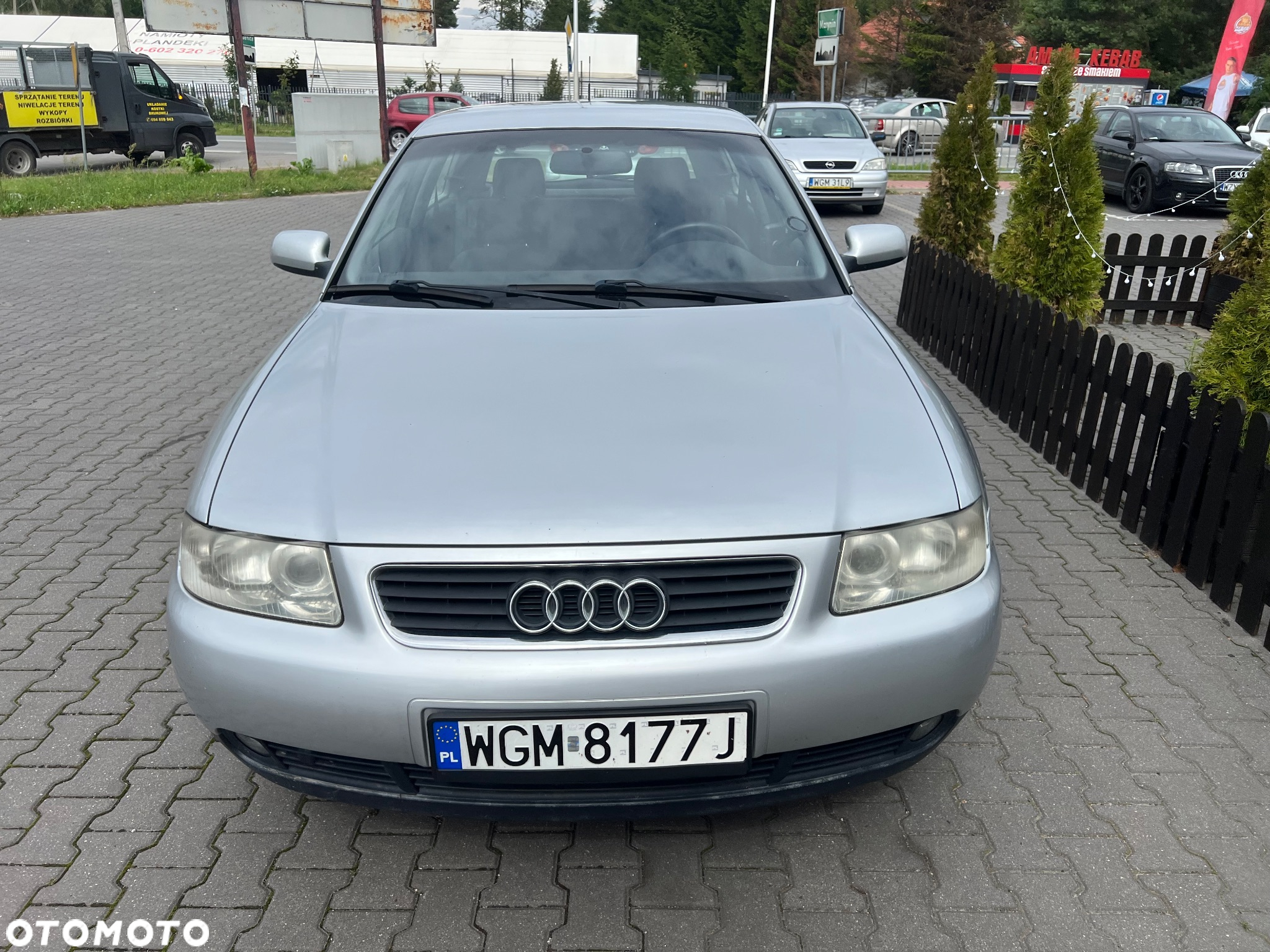 Audi A3 1.6 Ambiente - 2