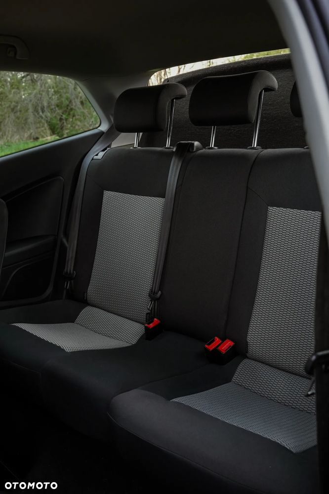 Volkswagen Polo 1.2 Trendline - 32