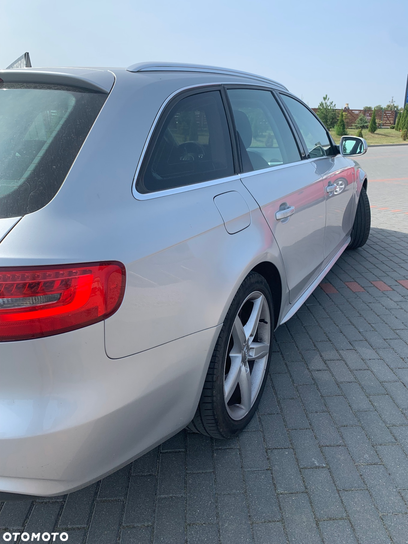 Audi A4 Avant 2.0 TDI - 9