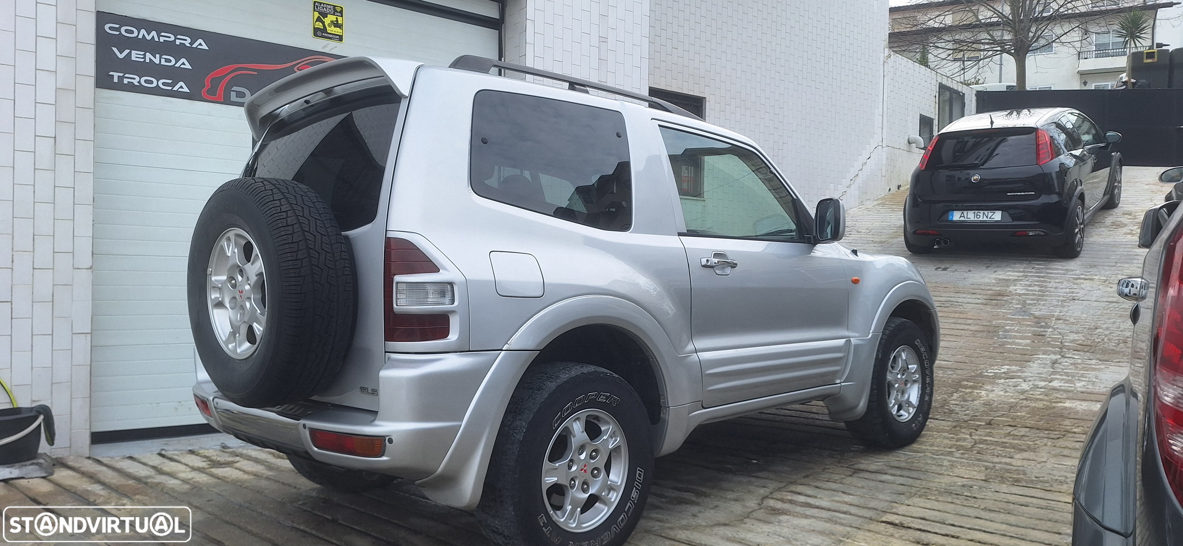 Mitsubishi Pajero 3.2 DI-D GLS - 6