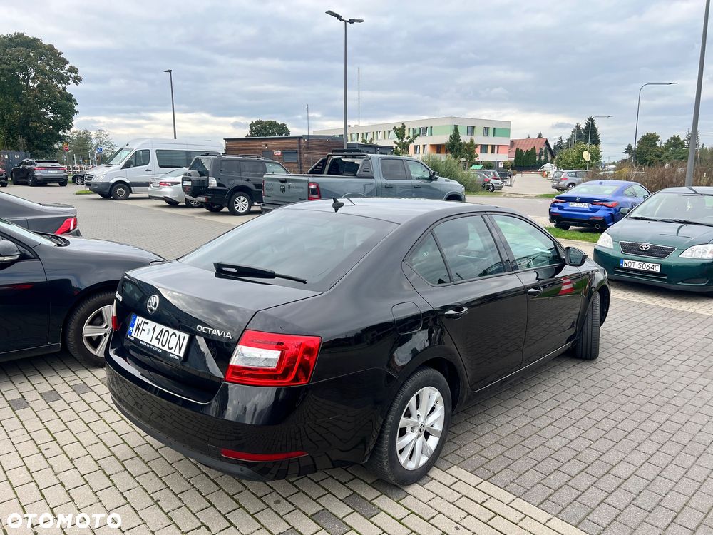 Skoda Octavia 1.6 TDI Ambition DSG - 15