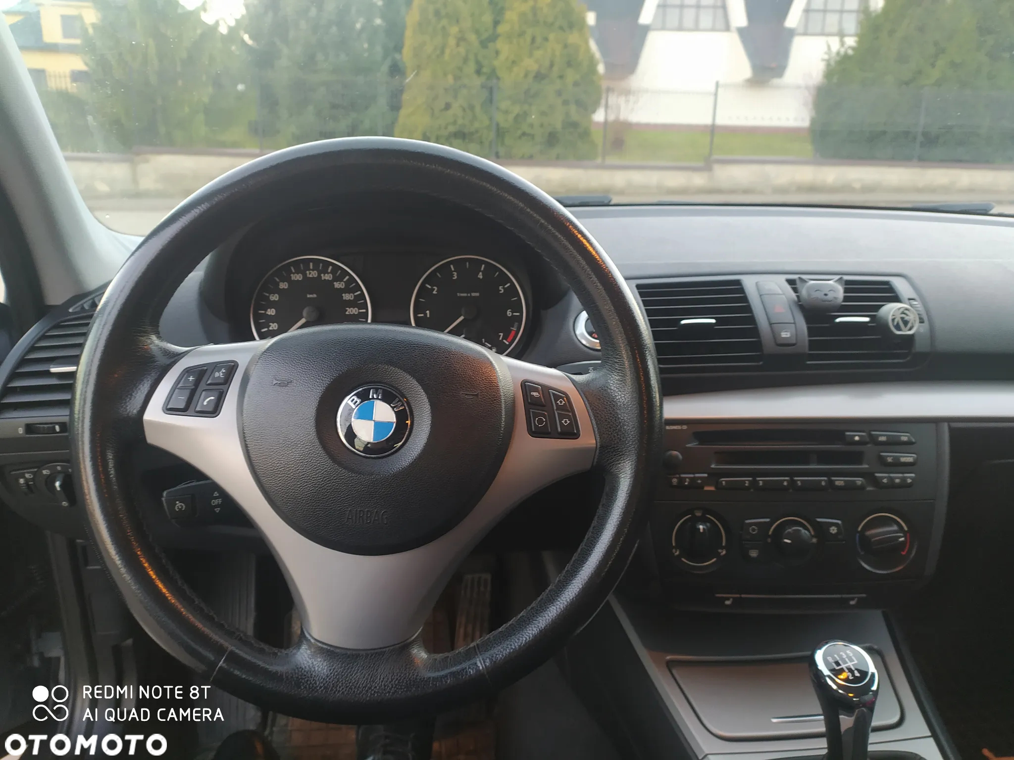 BMW Seria 1 116i - 13
