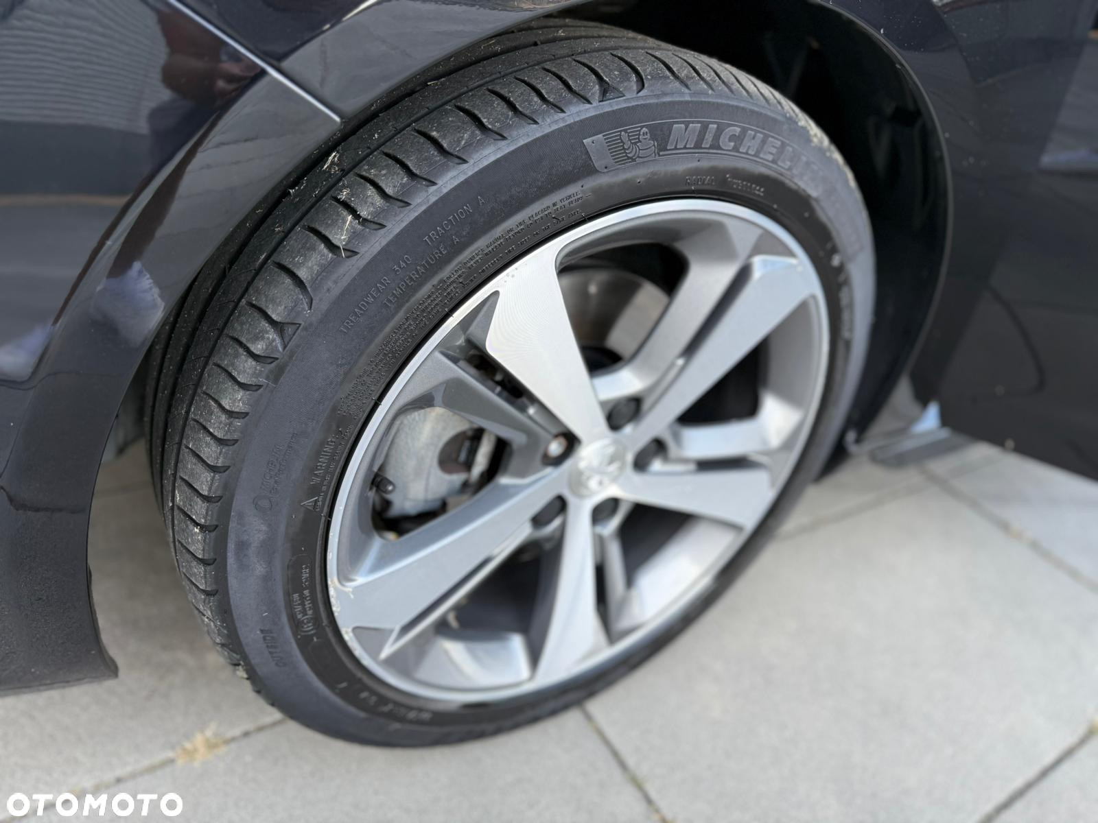 Peugeot 308 2.0 BlueHDi Allure S&S - 27