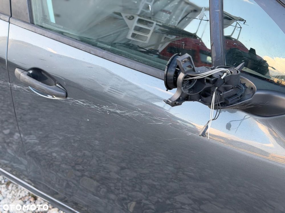 Peugeot 208 HDi 68 Like - 14