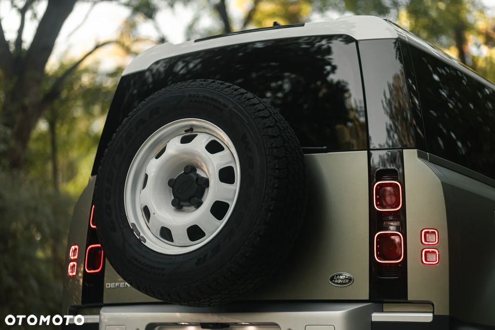 Land Rover Defender 3.0 D200 mHEV - 18