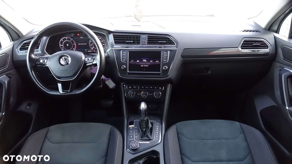 Volkswagen Tiguan - 6