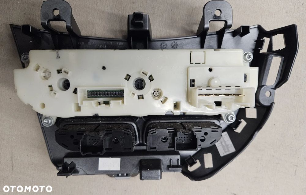 Ford Focus MK3 panel sterowania nawiewu - 2