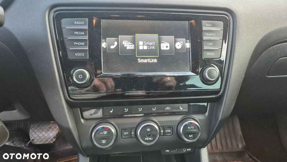 Skoda Octavia Scout 2.0 TDI 4x4 DSG - 17