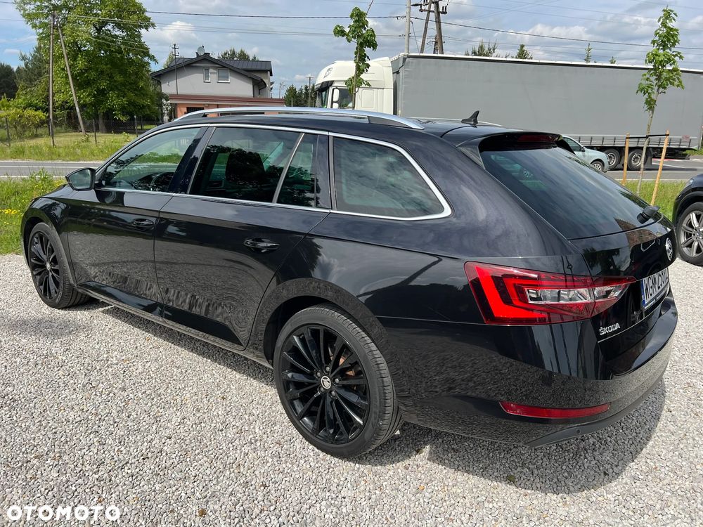Skoda Superb 2.0 TDI DSG Style - 26
