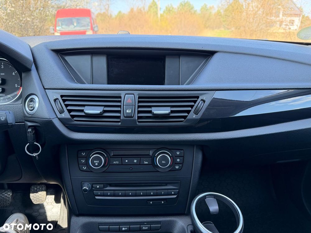 BMW X1 sDrive18d Sport Line - 5