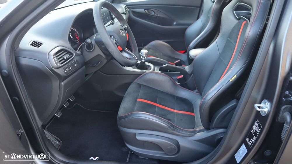 Hyundai i30 N 2.0 T-GDi Performance Pack - 12