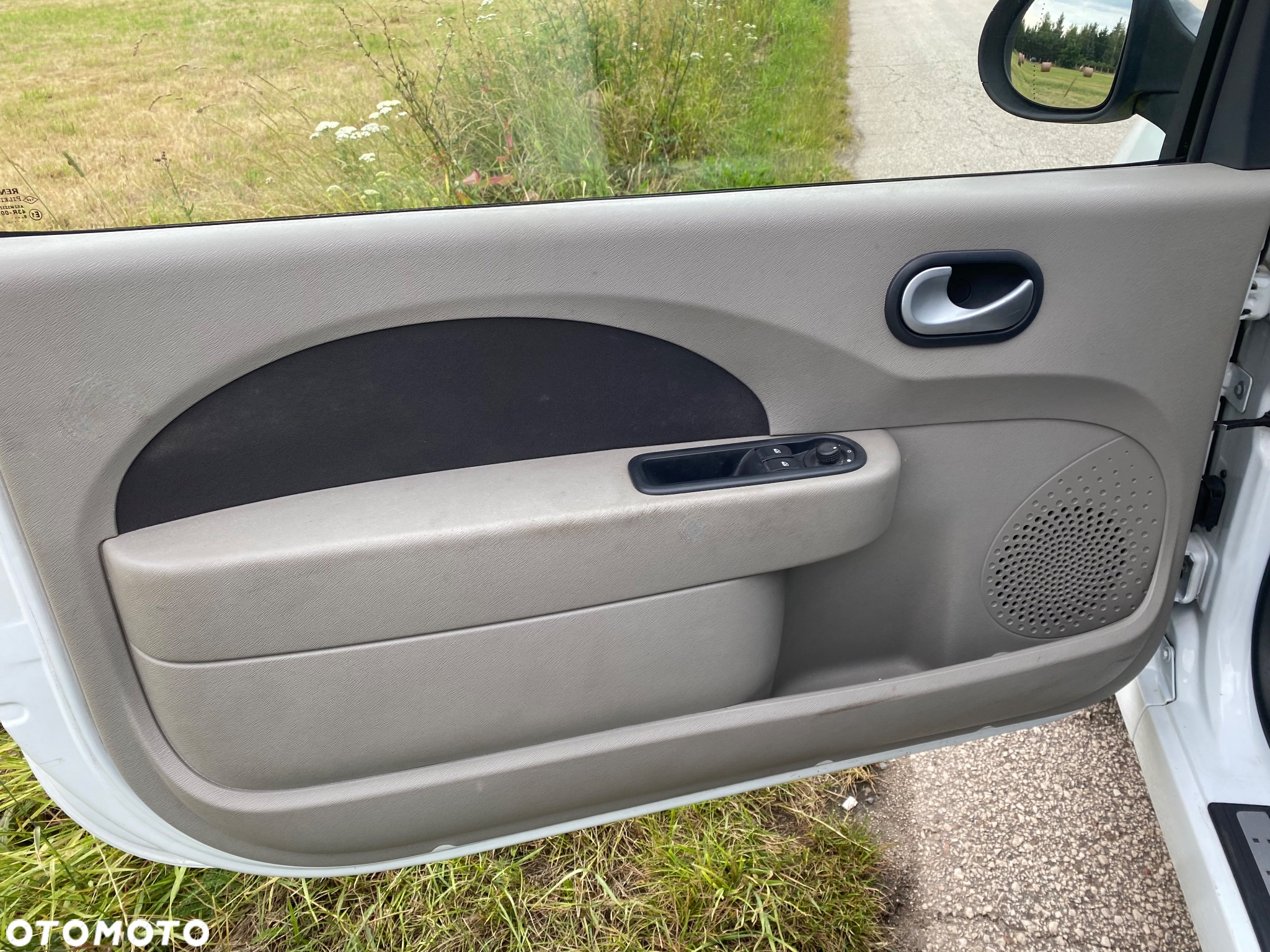 Renault Twingo - 21