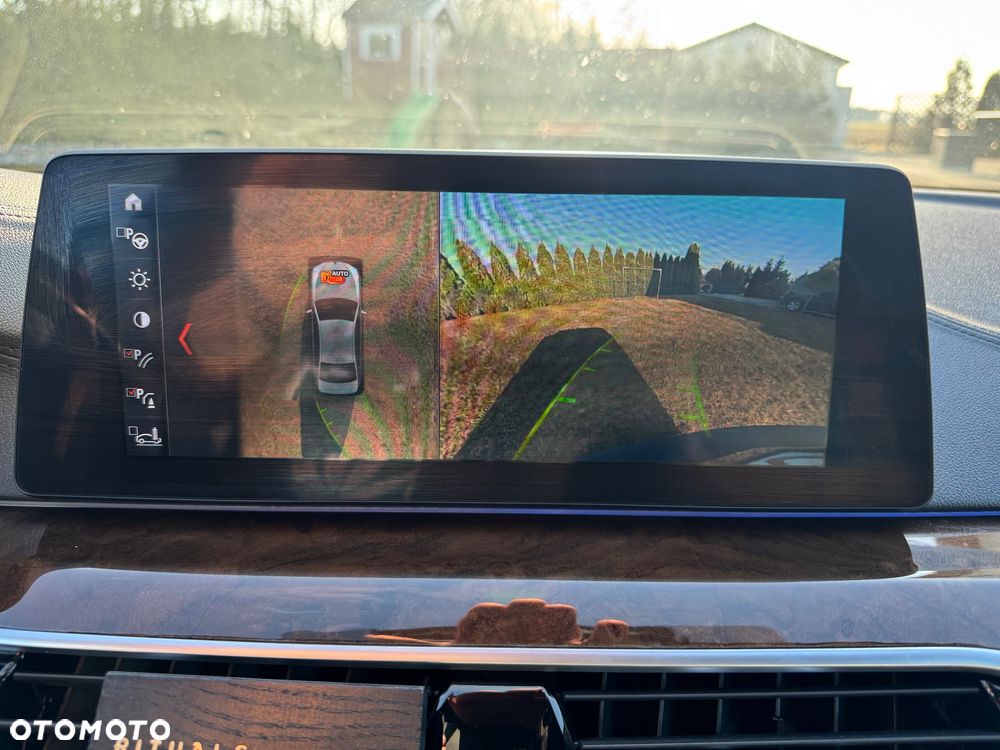 BMW Seria 5 530i xDrive Luxury Line sport - 18