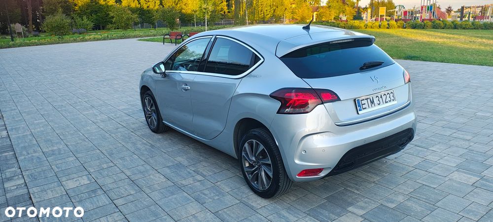 Citroën DS4 1.6 e-HDi SoChic MCP - 14
