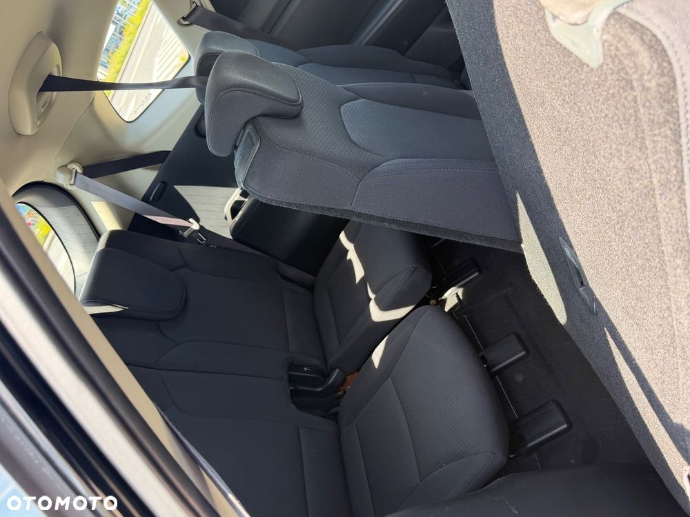 Kia Carens 1.6 GDI Edition 7 - 15