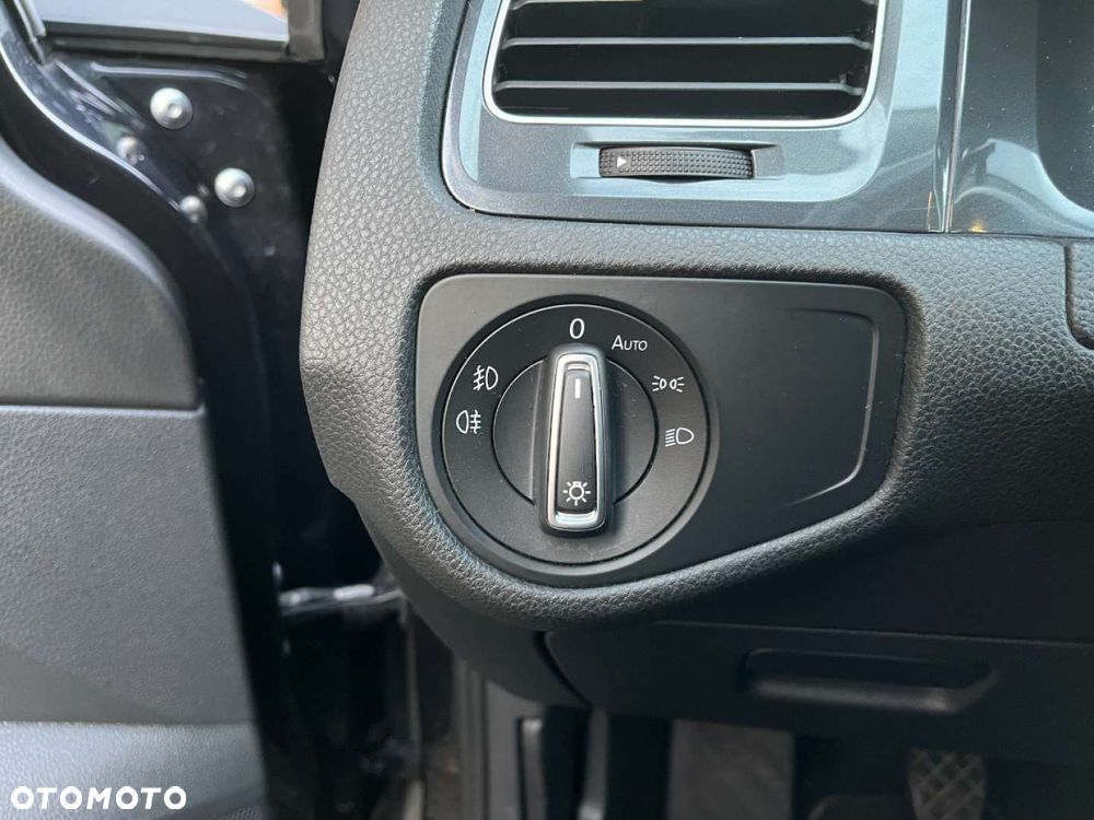 Volkswagen Golf 2.0 TDI Style - 31