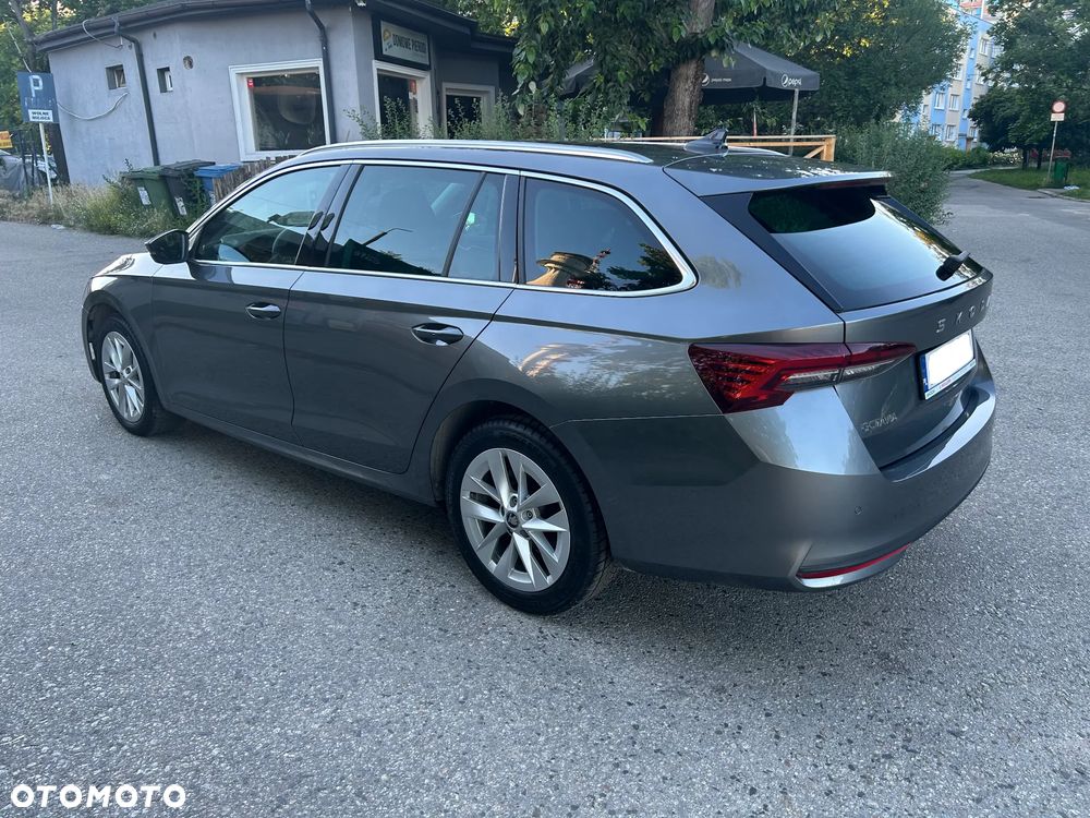 Skoda Octavia 1.5 TSI mHEV Selection DSG - 2