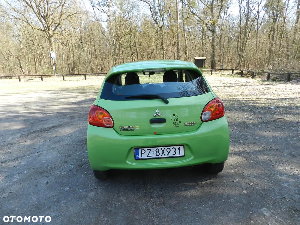 Mitsubishi Space Star - 16