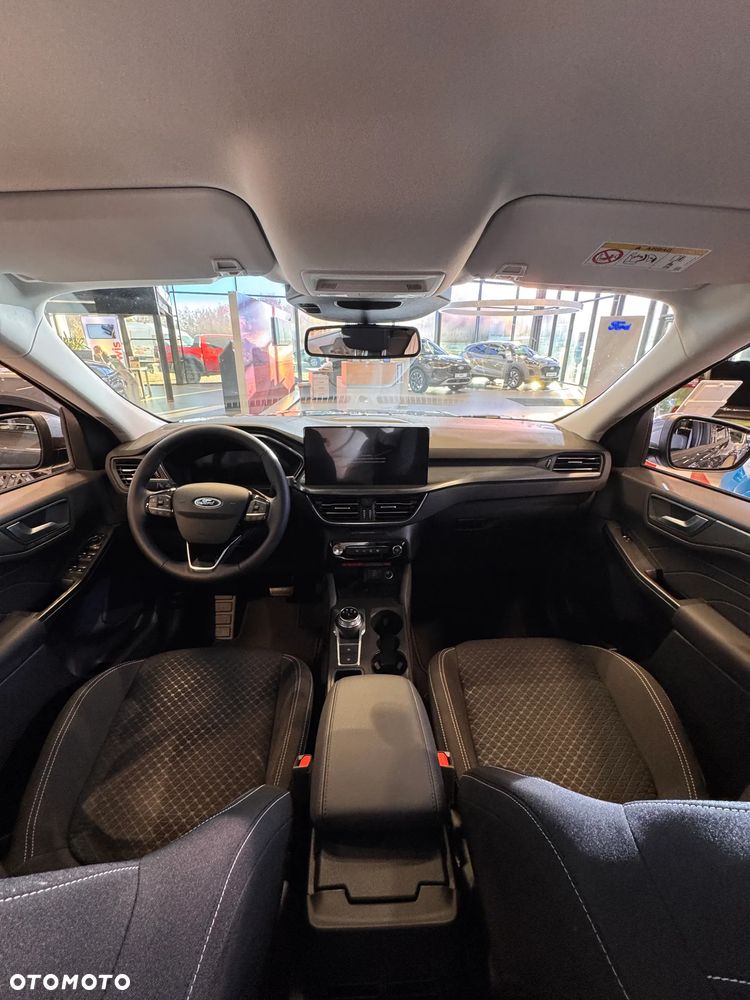 Ford Kuga 2.5 FHEV FWD Titanium - 6