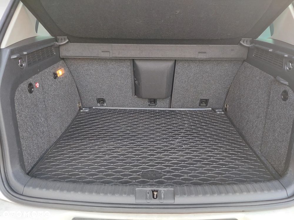 Volkswagen Tiguan 2.0 TDI DPF BlueMotion Technology Exclusive - 19