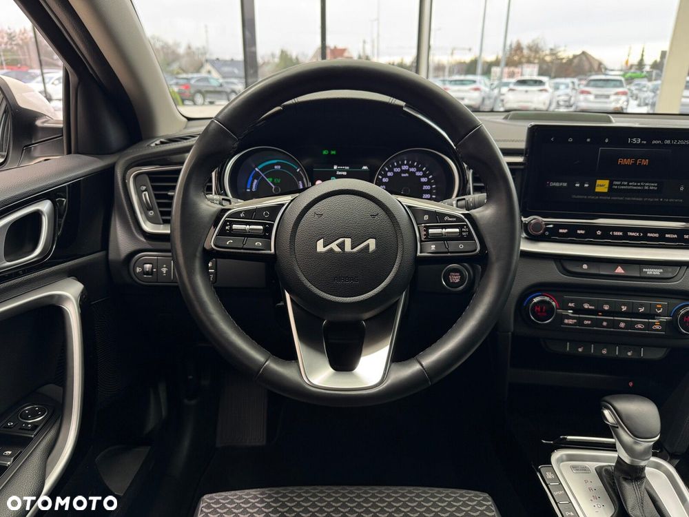 Kia XCeed - 15