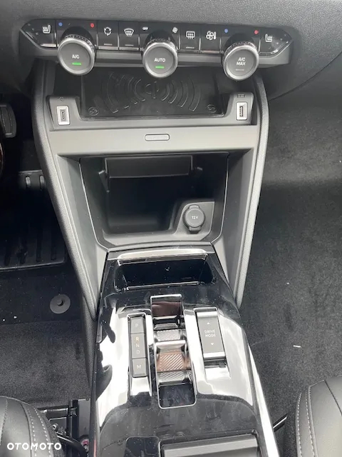 Citroën C4 1.2 mHEV Max eDCT6 - 12